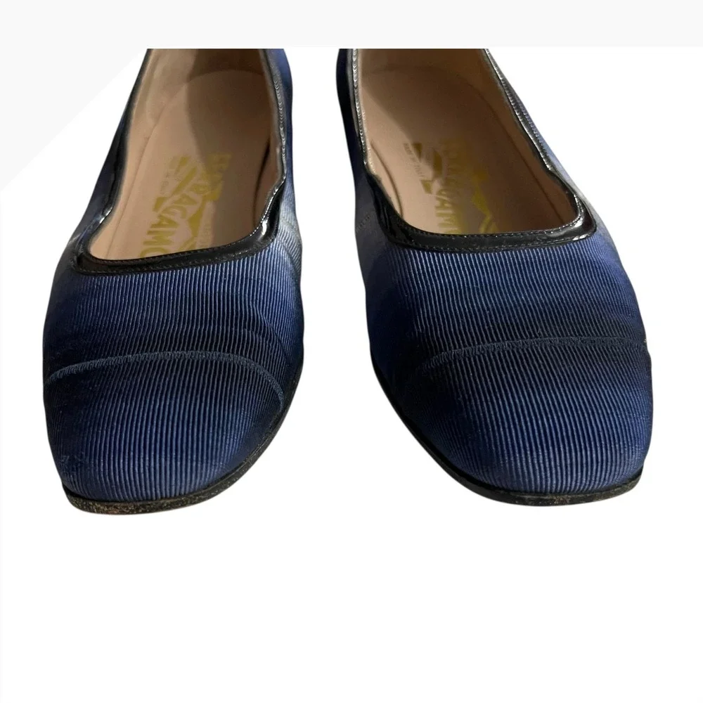Salvatore Ferragamo Navy Ribbed‎ Pumps Low Block Heel Made in Italy Size 6